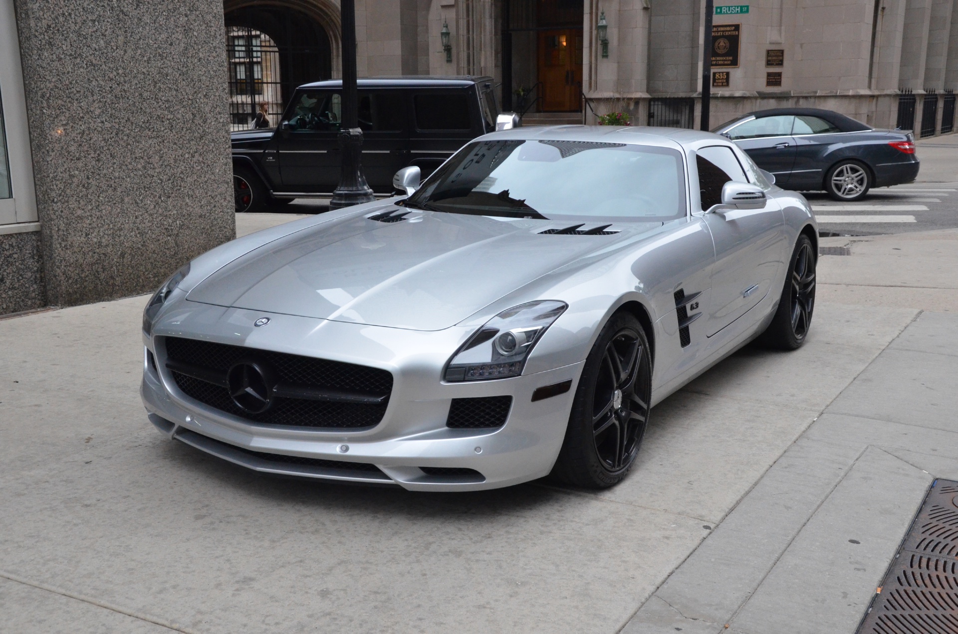 Mercedes Benz SLS 2011