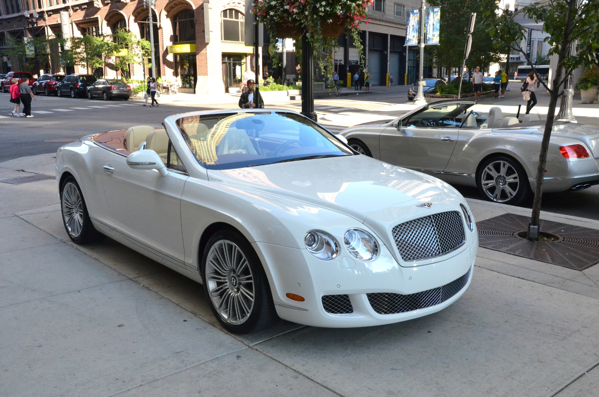 Bentley Continental Supersports Convertible 2010