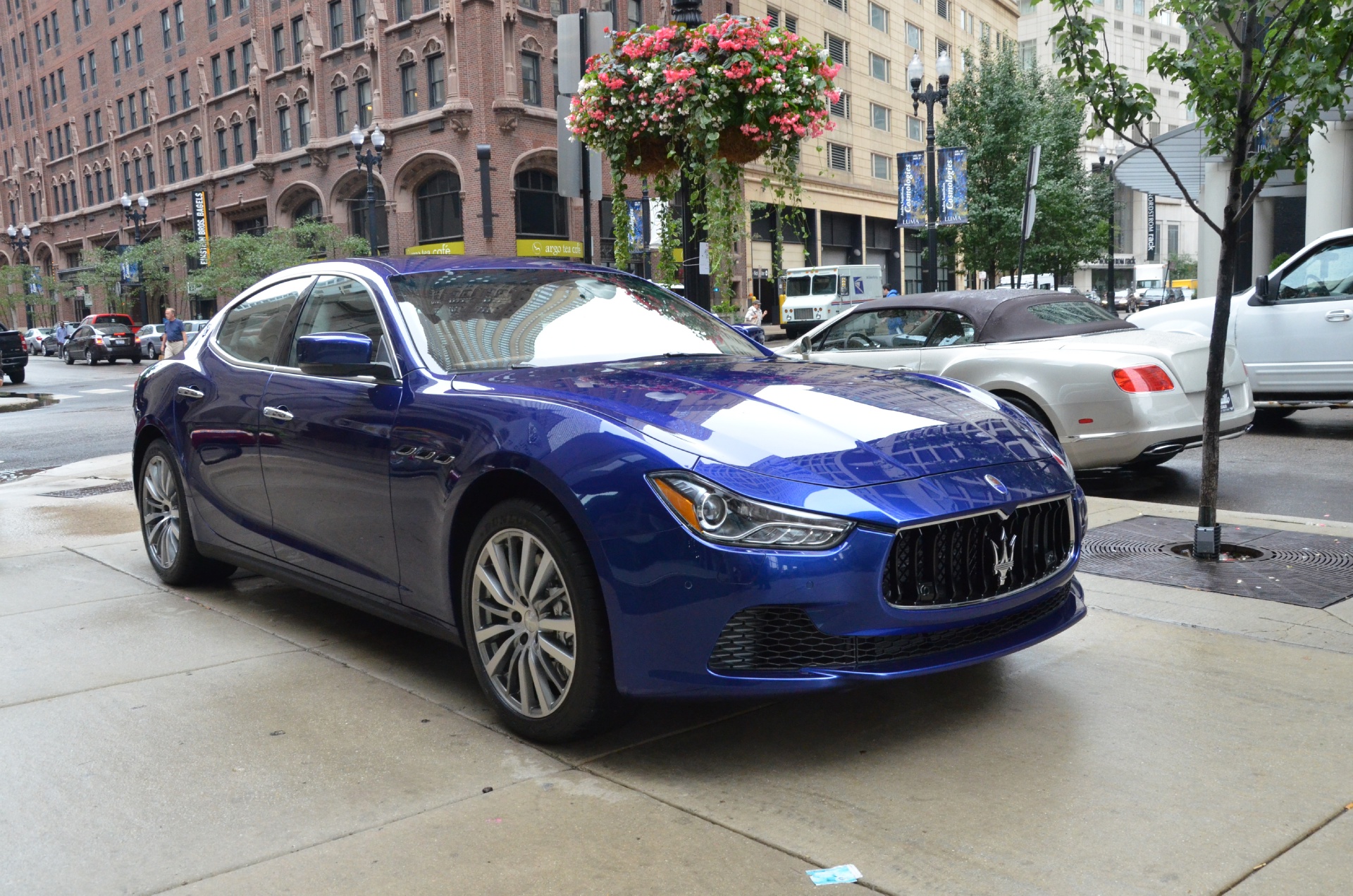 Maserati Ghibli фара