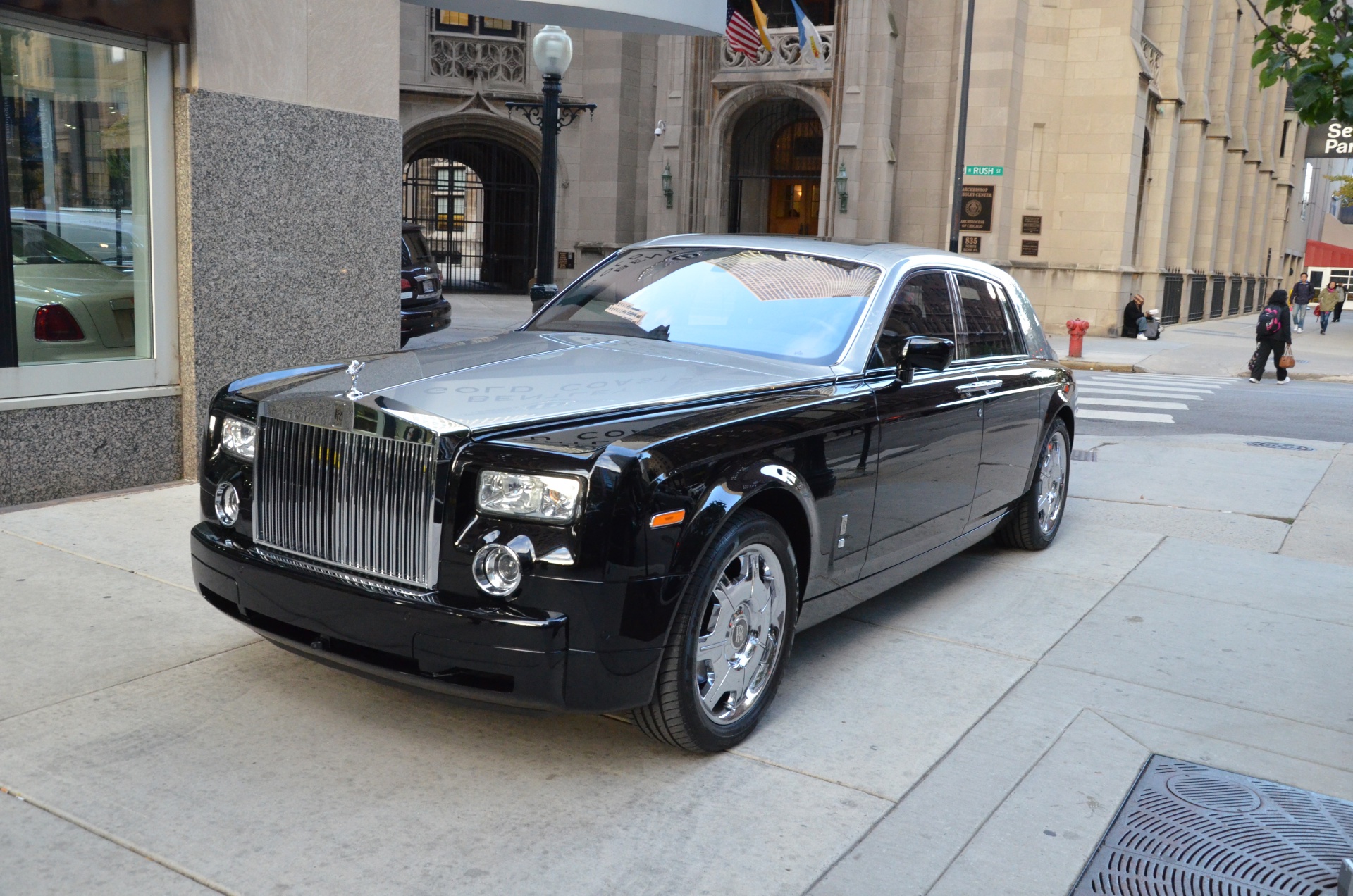 Rolls Royce Phantom черный