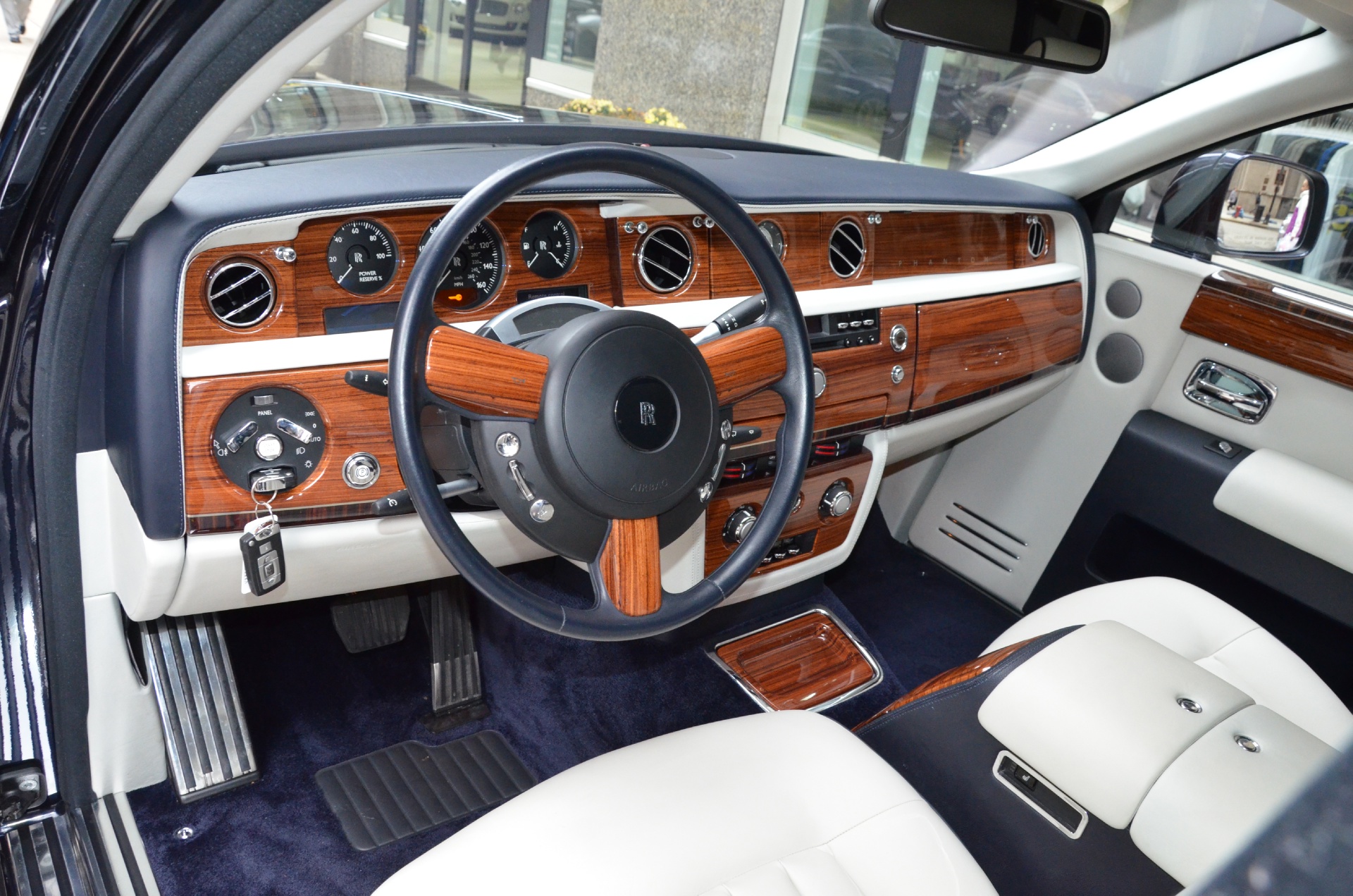 Rolls Royce Phantom 1 Interior