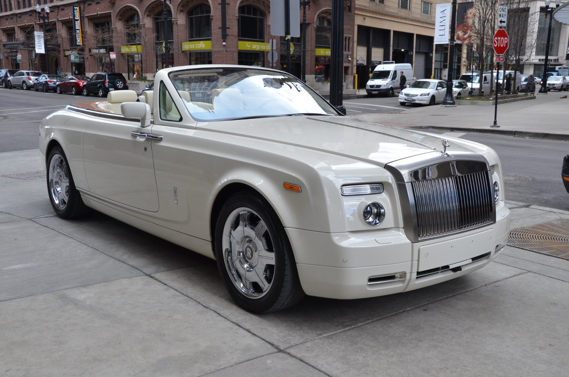 Rolls Royce Phantom Drophead Coupe 2012