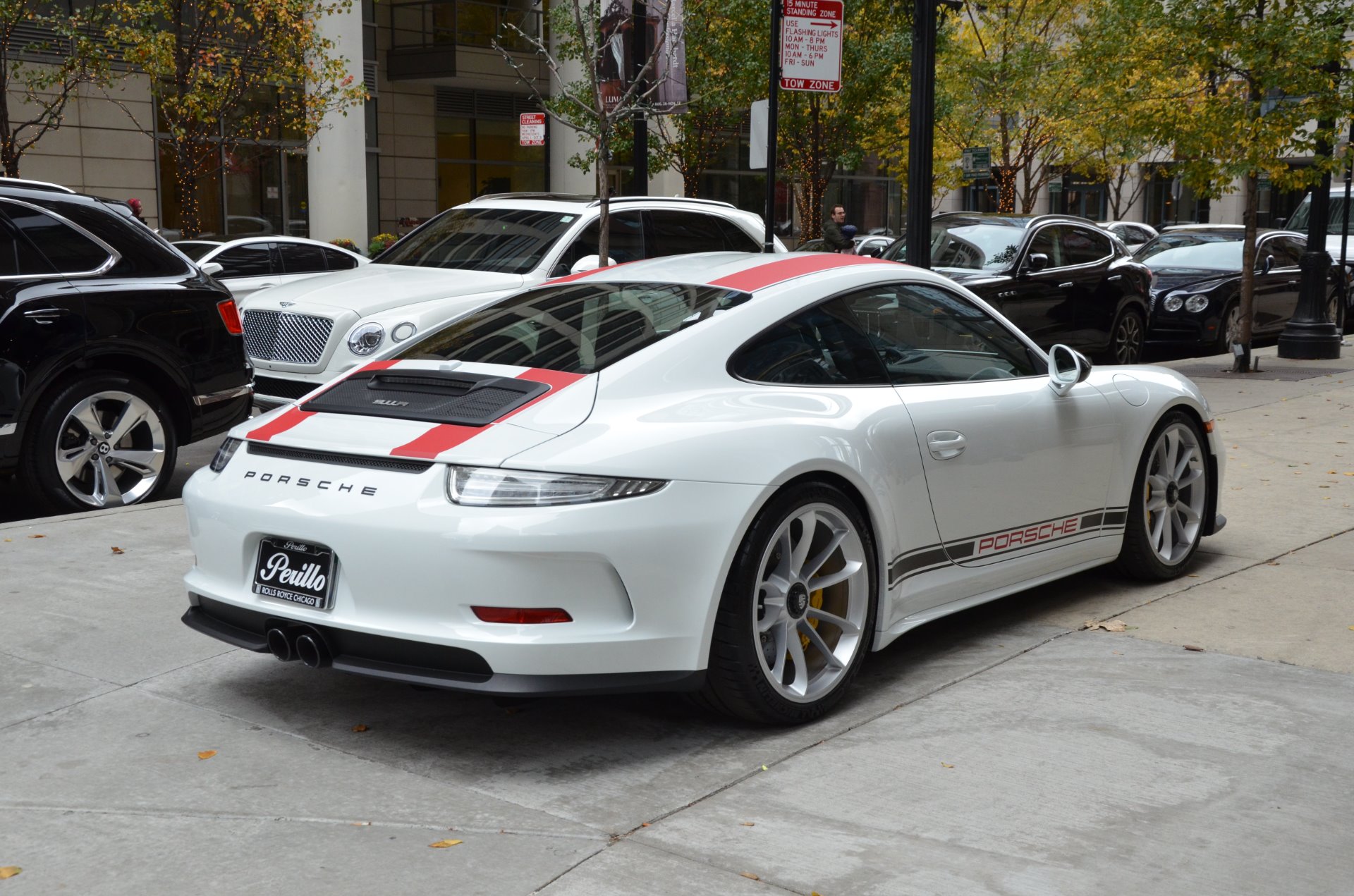 Порше 911 r