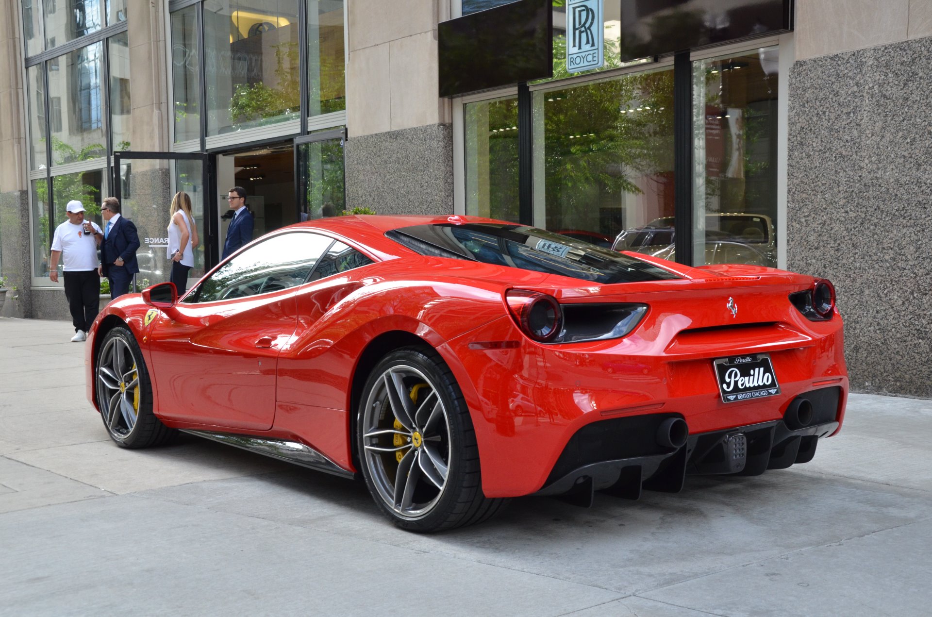 Ferrari 488 GTB 2015 суперкар черный