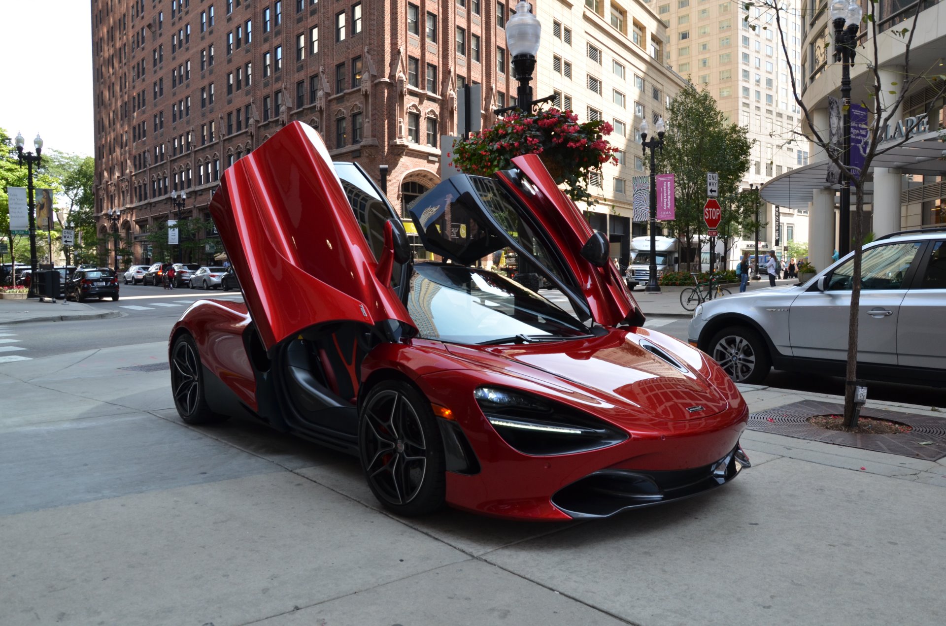 black and red 720s