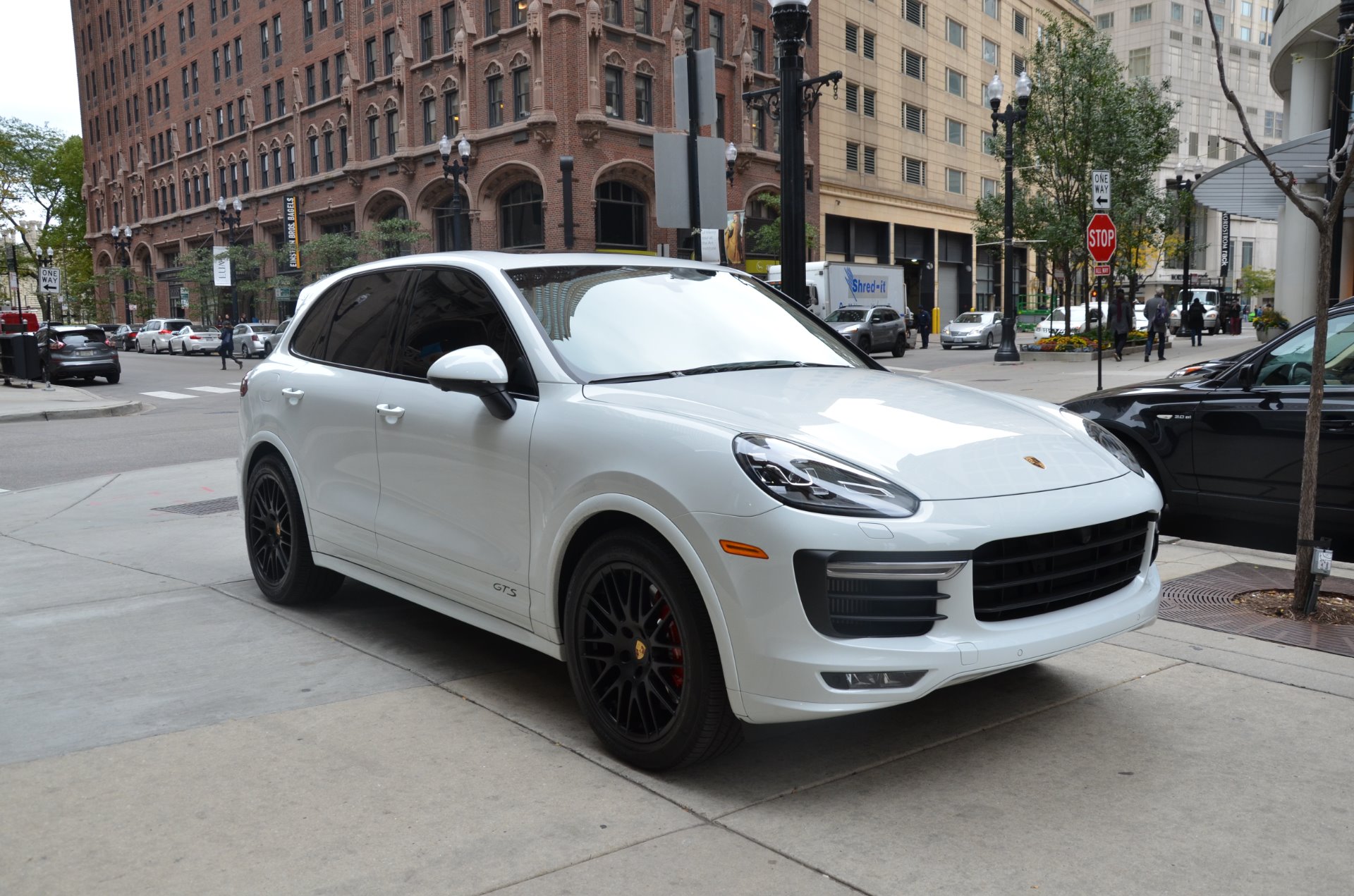 Porsche Cayenne GTS 2017