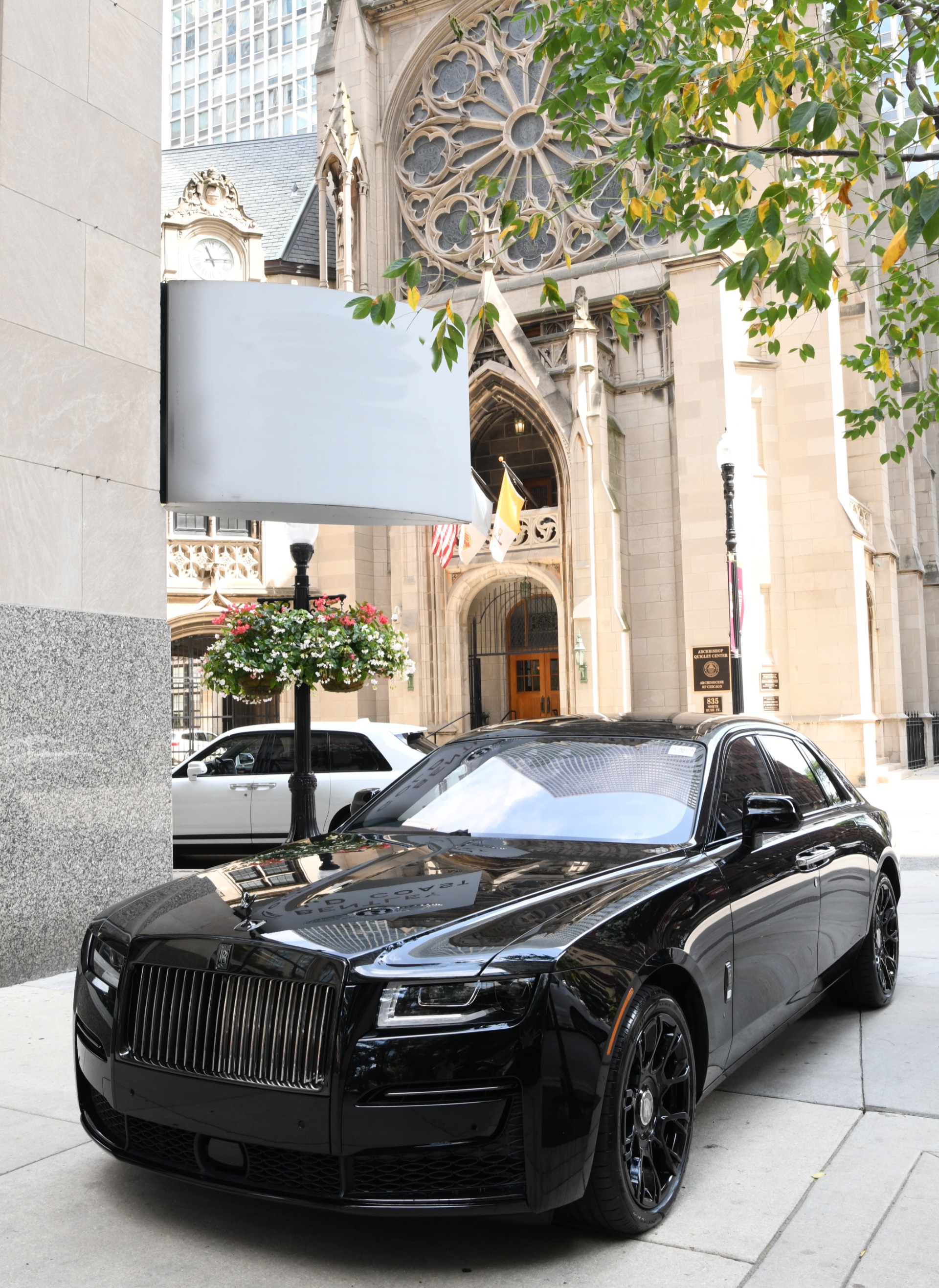 Rolls-Royce Black Badge Ghost 2022- ₹12 crore