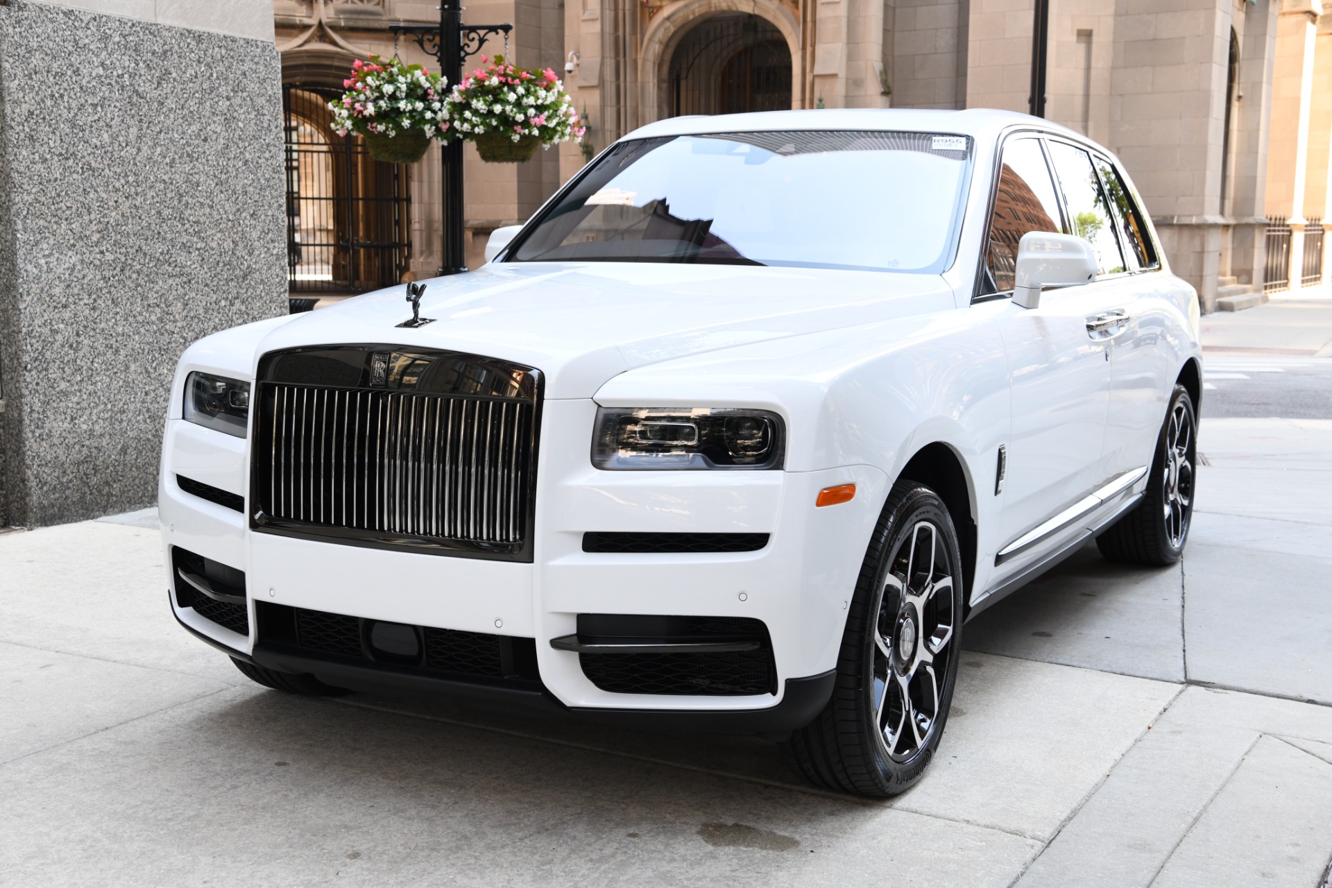 Certified Pre-Owned 2022 Rolls-Royce Cullinan SUV for Sale #NU211946