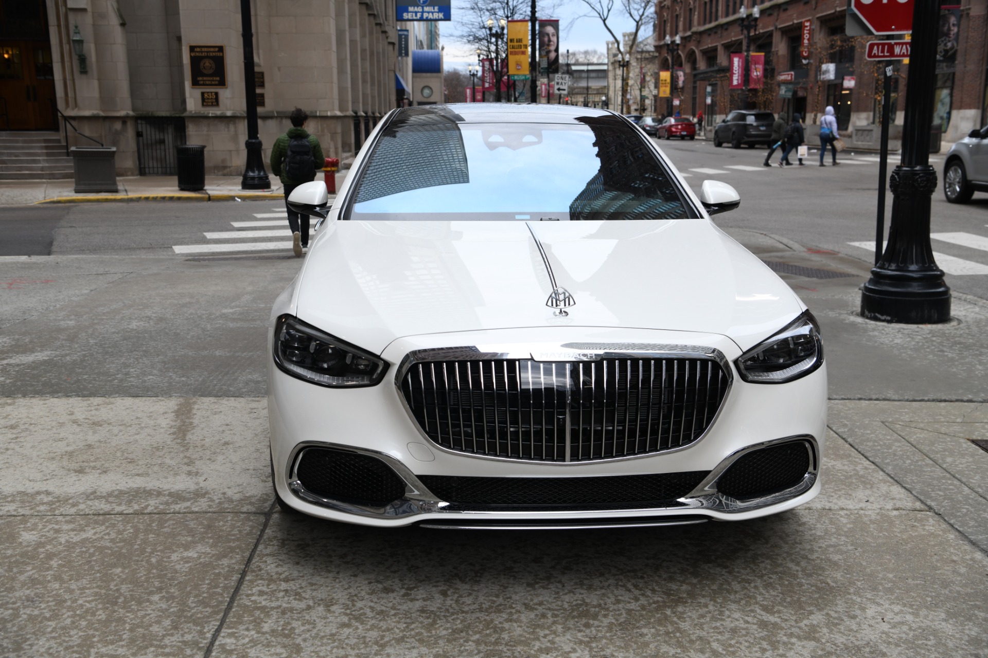 maybach 2023 bianco