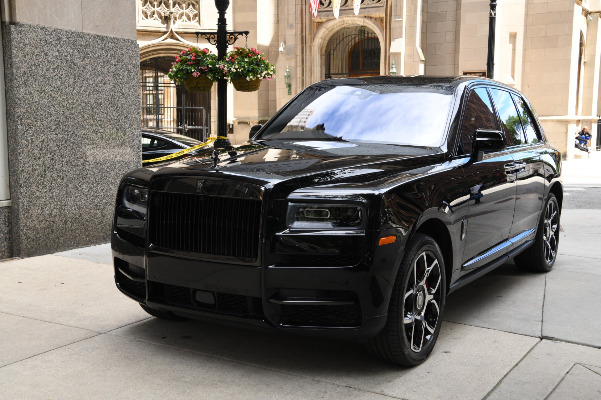 New 2023 Rolls-Royce Cullinan Black Badge For Sale (Sold)