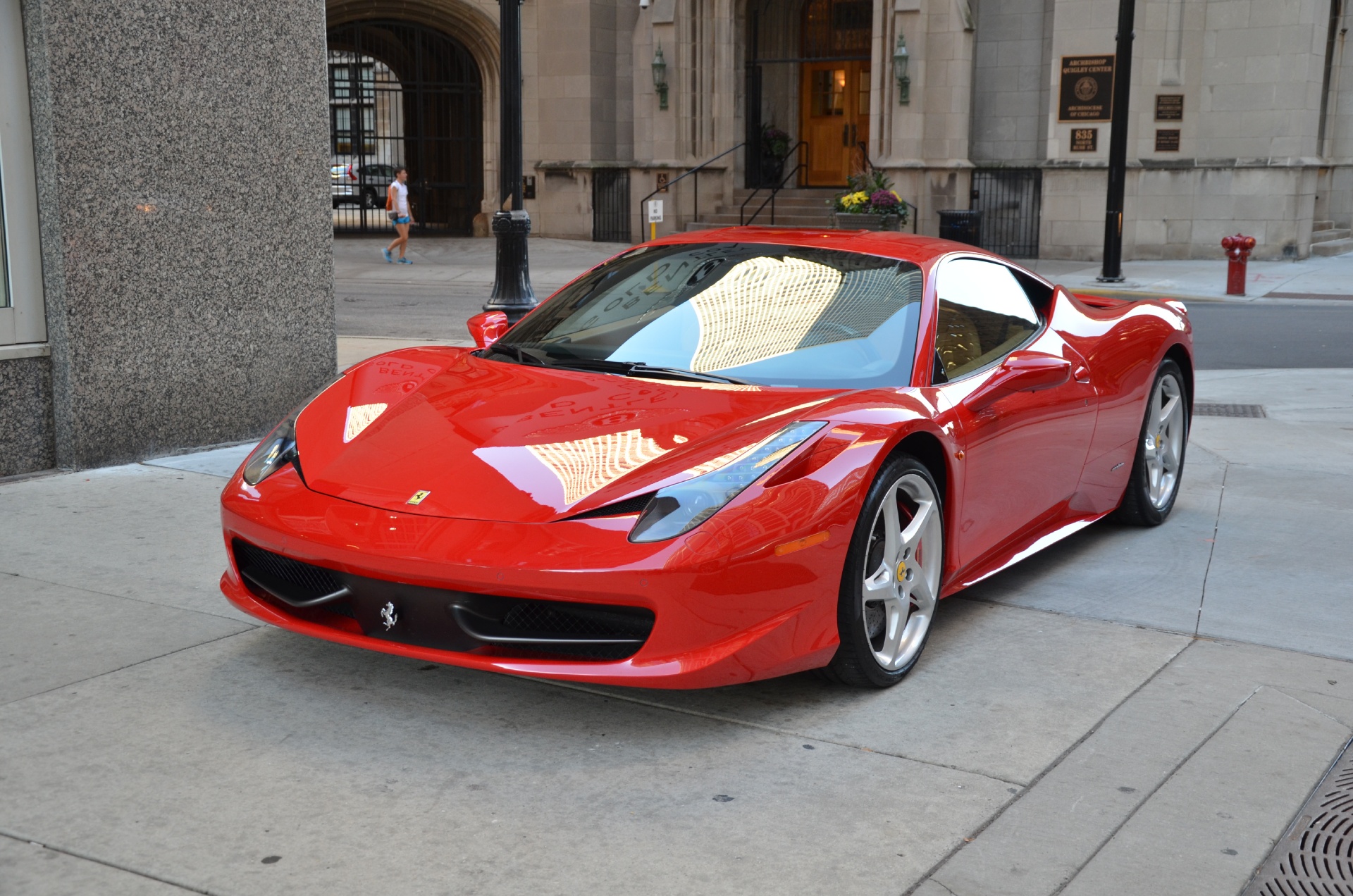 Феррари 458 Italia розовая