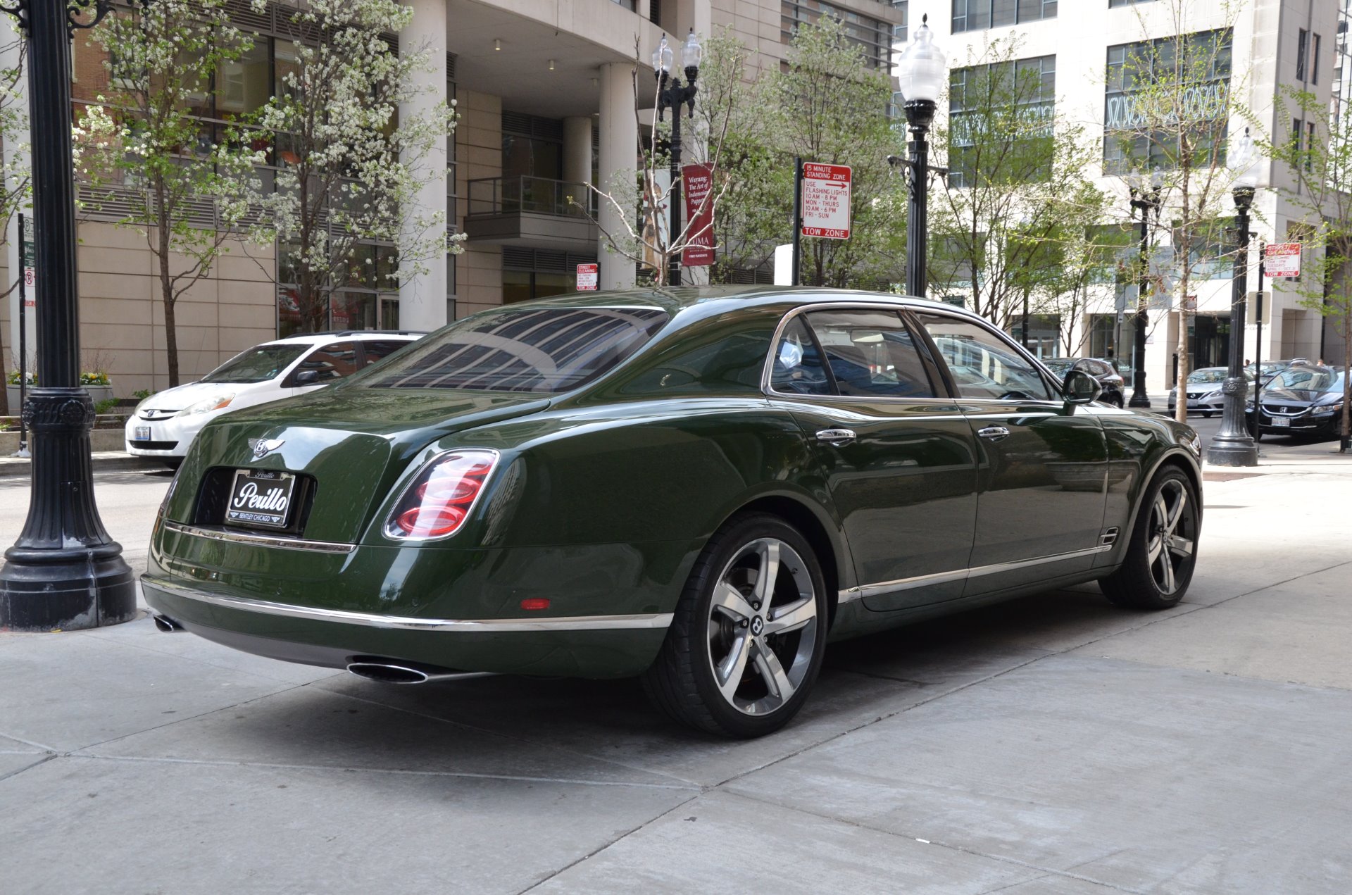 Bentley british best sale racing green 4