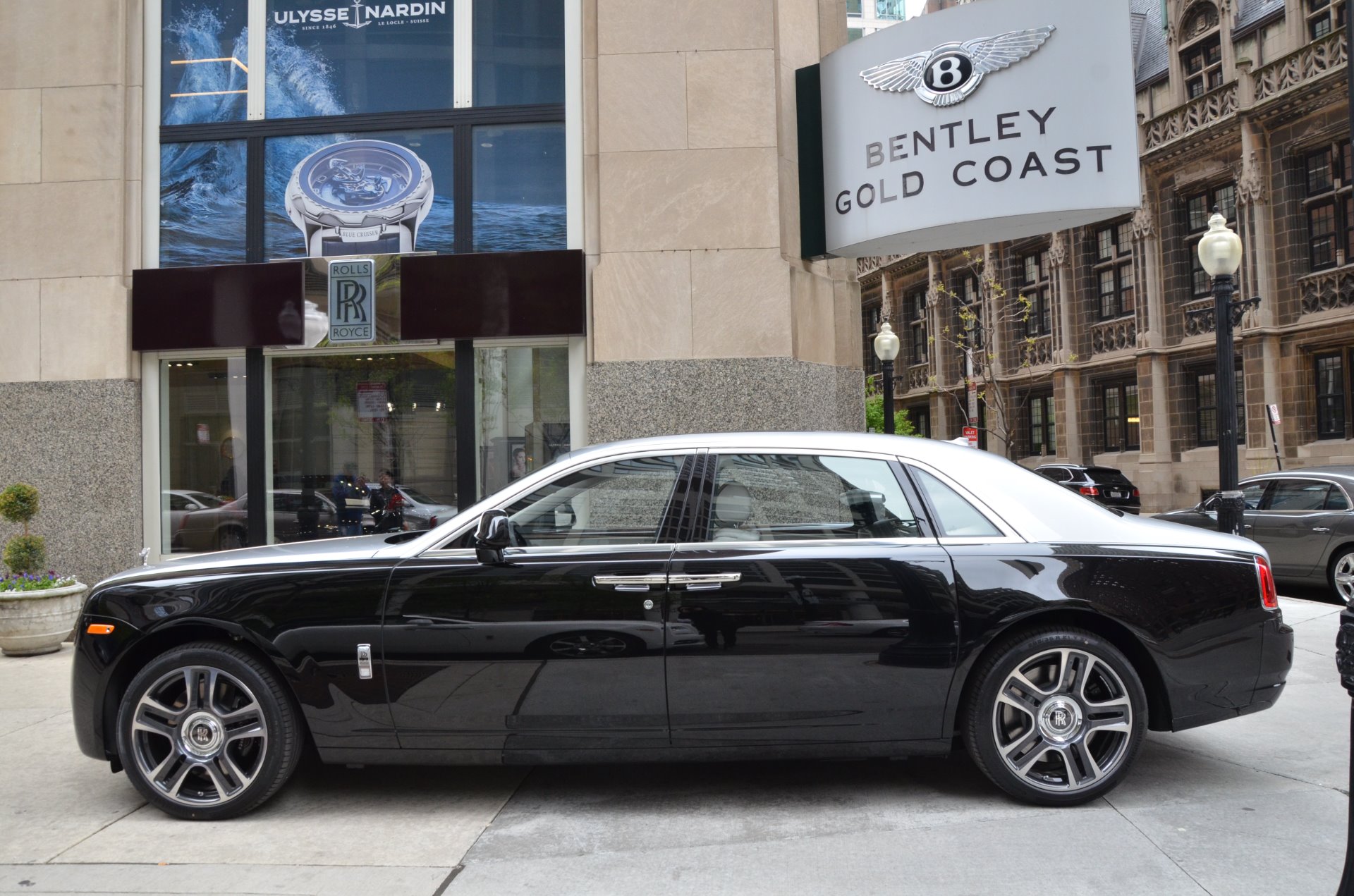 New 2017 RollsRoyce Ghost Extended Wheelbase EWB For Sale Sold  Bentley  Gold Coast Chicago Stock R405S