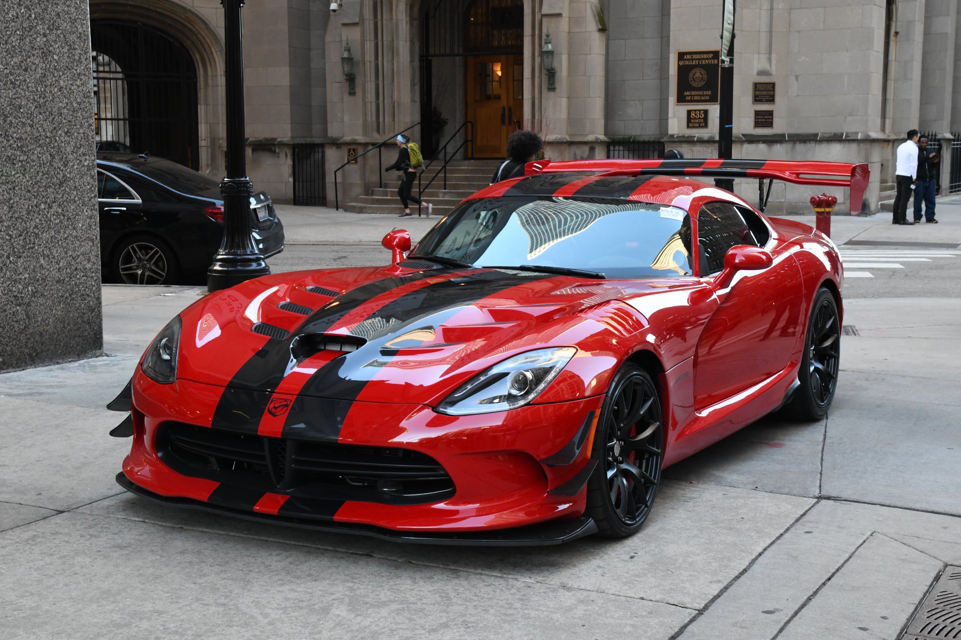 Viper GTS машина