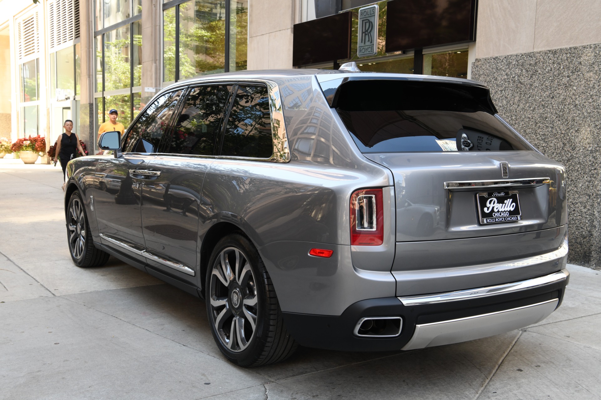 Certified PreOwned 2020 RollsRoyce Cullinan 4D Sport Utility for Sale  LU114577  Holman Motorcars