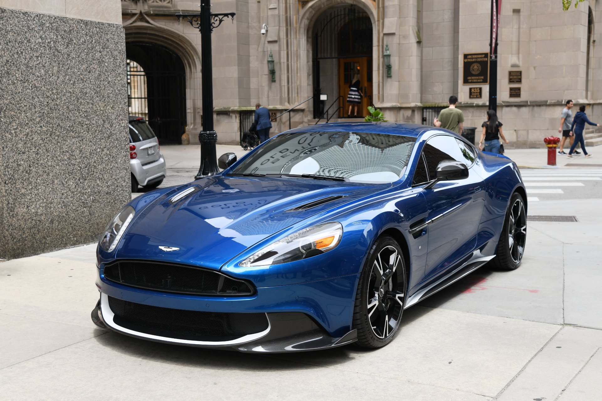 Aston martin vanquish on sale s for sale