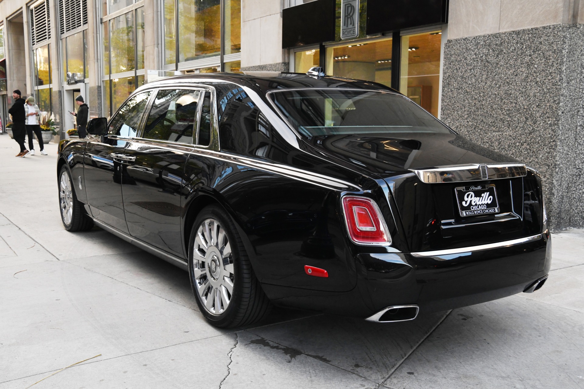 Mua bán xe Rolls Royce Phantom màu đen 082023  Bonbanhcom