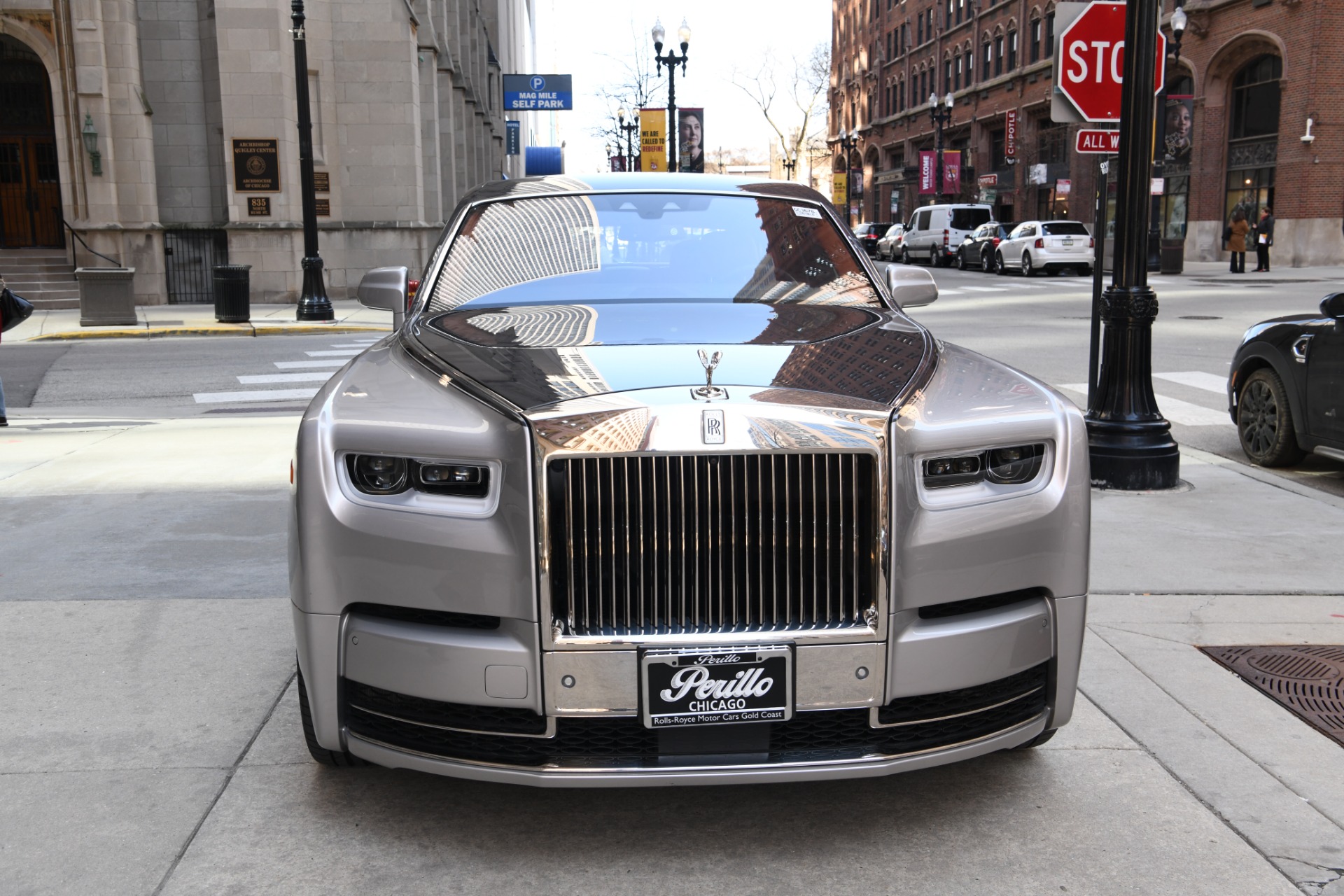 The 2018 Rolls-Royce Phantom Is a $550,000 Ultra-Luxury Car 